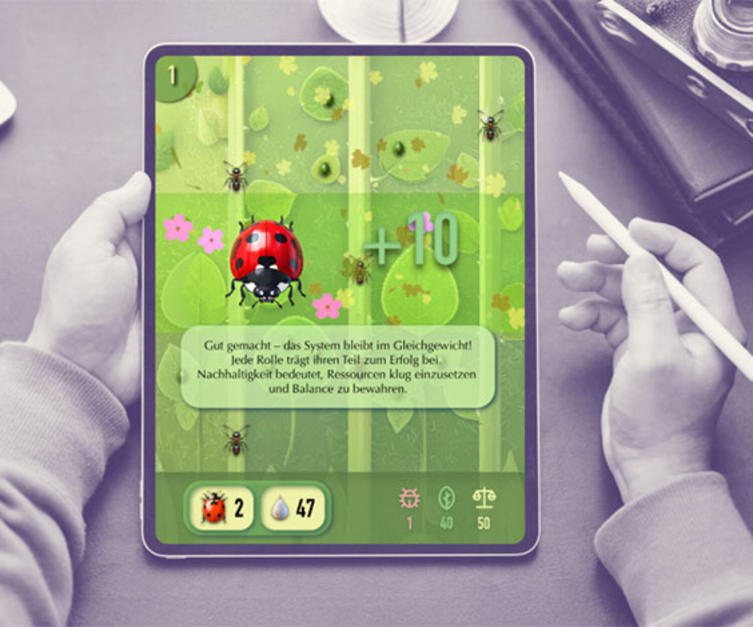 Tablet-Spiel mit Marienkäfer, der Pluspunkte sammelt – Advergame Climsoft für nachhaltiges Handeln.